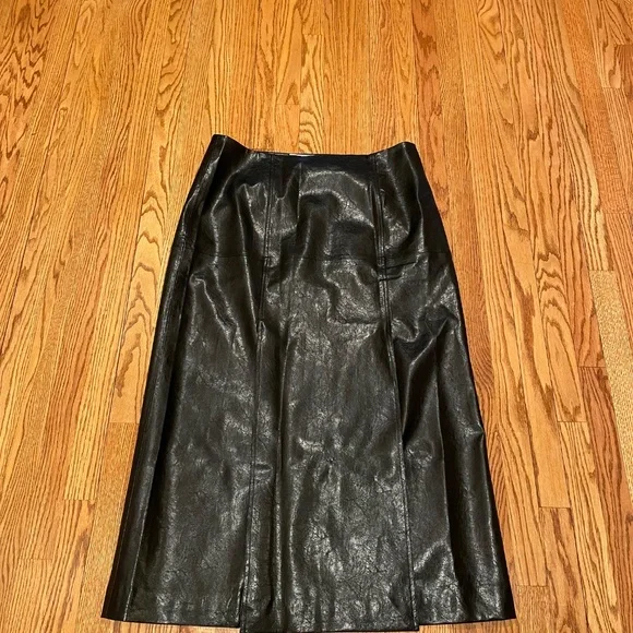 Modern Citizen Rama Front-Vent Vegan Leather Skirt - Black - 1X $162 - Picture 2 of 7